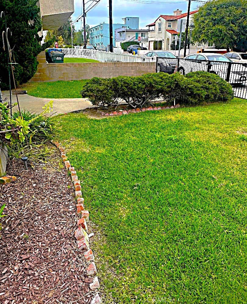 2202 Mathews Avenue Redondo Beach, CA 90278 - Photo 9 of 22 The Front Yard is Spacios With a Nice Lawn and Shrubbery.