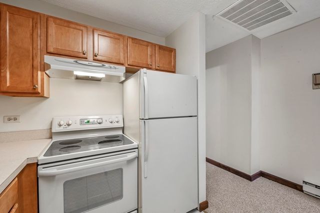 $519,000 | 160 Commonwealth Avenue, Unit 315, Boston, MA 02116