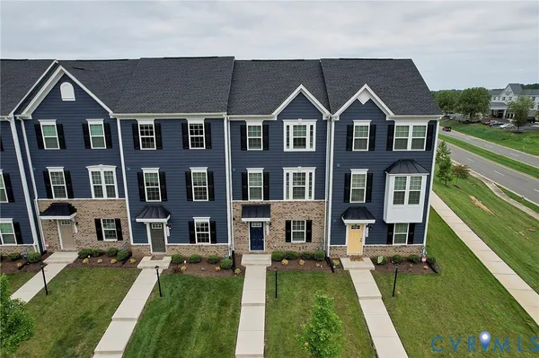 $2,590 | 11190 Winding Brook Terrace Drive, Ashland, VA 23005