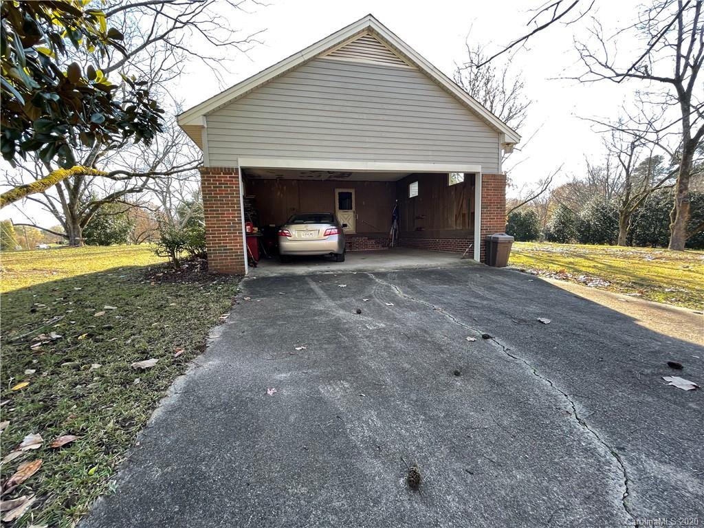 2175 Dobys Bridge Road Fort Mill, SC 29715 - Photo 3 of 17 Gallery Image 3