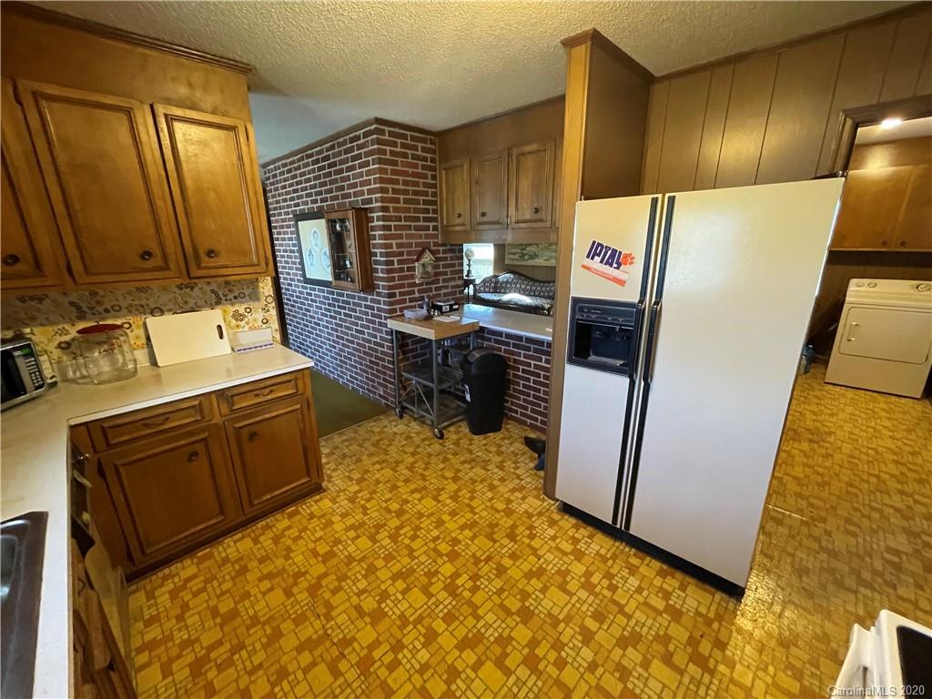 2175 Dobys Bridge Road Fort Mill, SC 29715 - Photo 6 of 17 Gallery Image 6