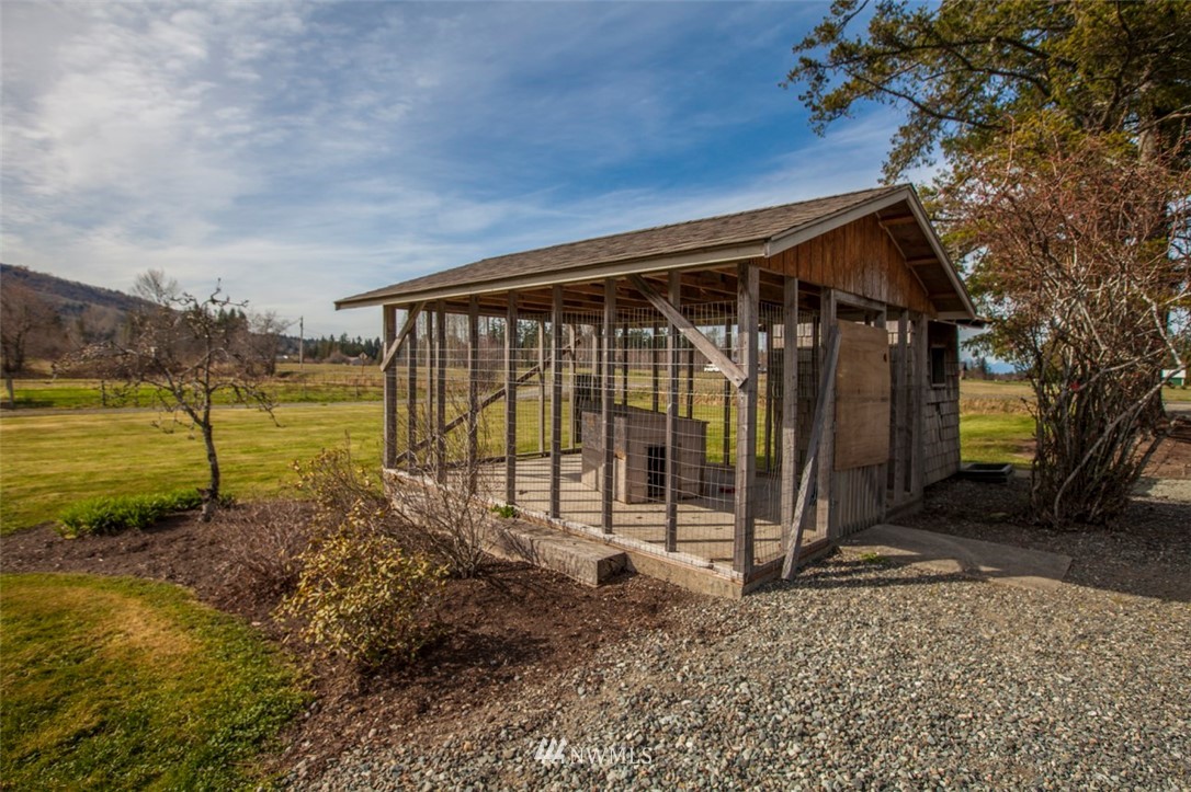 4089 Y Road Bellingham, WA 98226 - Photo 22 of 25 Gallery Image 22