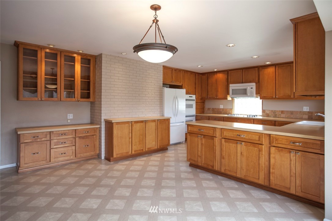 4089 Y Road Bellingham, WA 98226 - Photo 5 of 25 Gallery Image 5