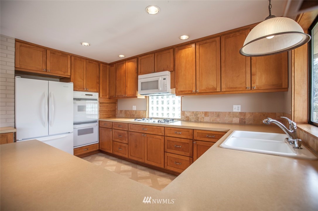 4089 Y Road Bellingham, WA 98226 - Photo 6 of 25 Gallery Image 6