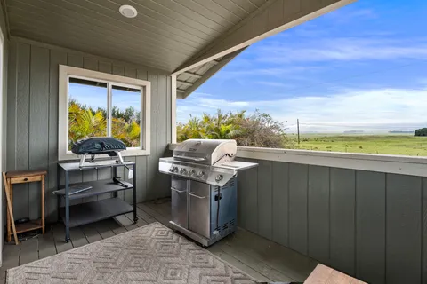 $1,100,000 | 64-276 Mamalahoa Highway, Kamuela, HI 96743