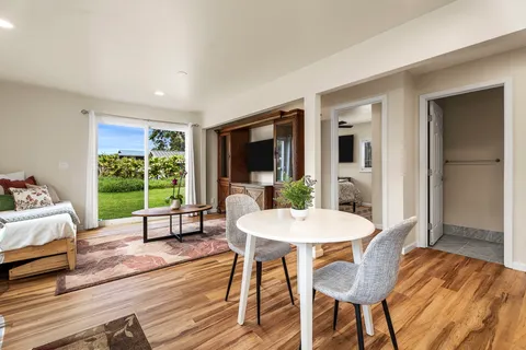 $1,100,000 | 64-276 Mamalahoa Highway, Kamuela, HI 96743