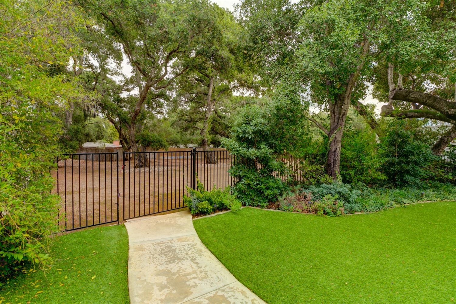 608 Palomar Road Ojai, CA 93023 - Photo 40 of 46 Gallery Image 40