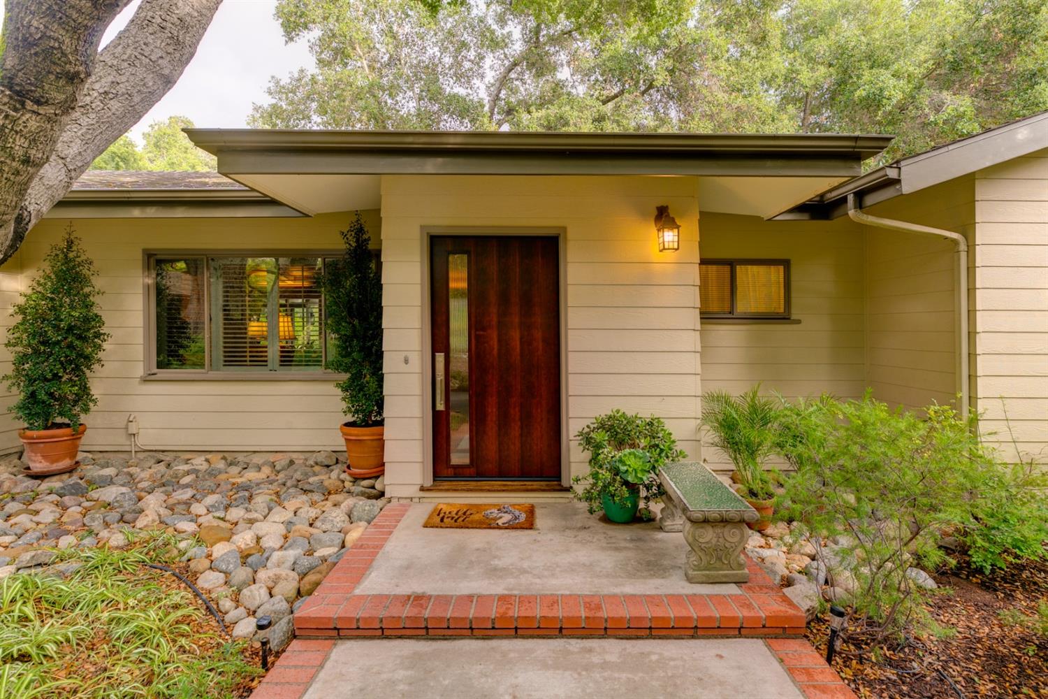 608 Palomar Road Ojai, CA 93023 - Photo 4 of 46 Gallery Image 4