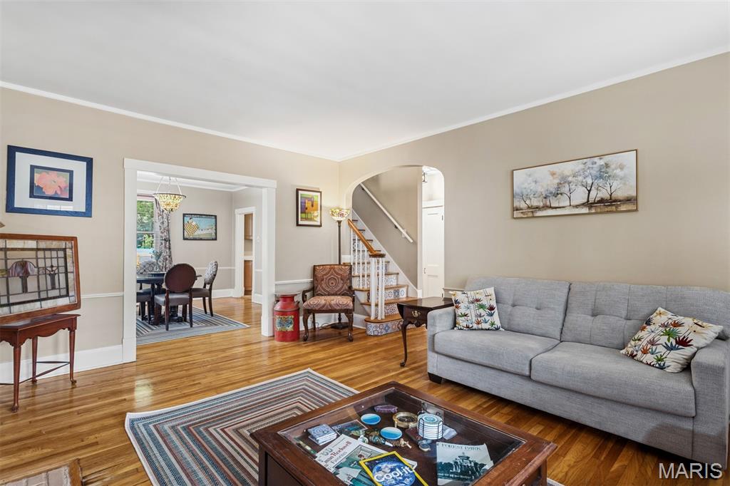 329 Stark Court Webster Groves, MO 63119 - Photo 14 of 63 Gallery Image 14