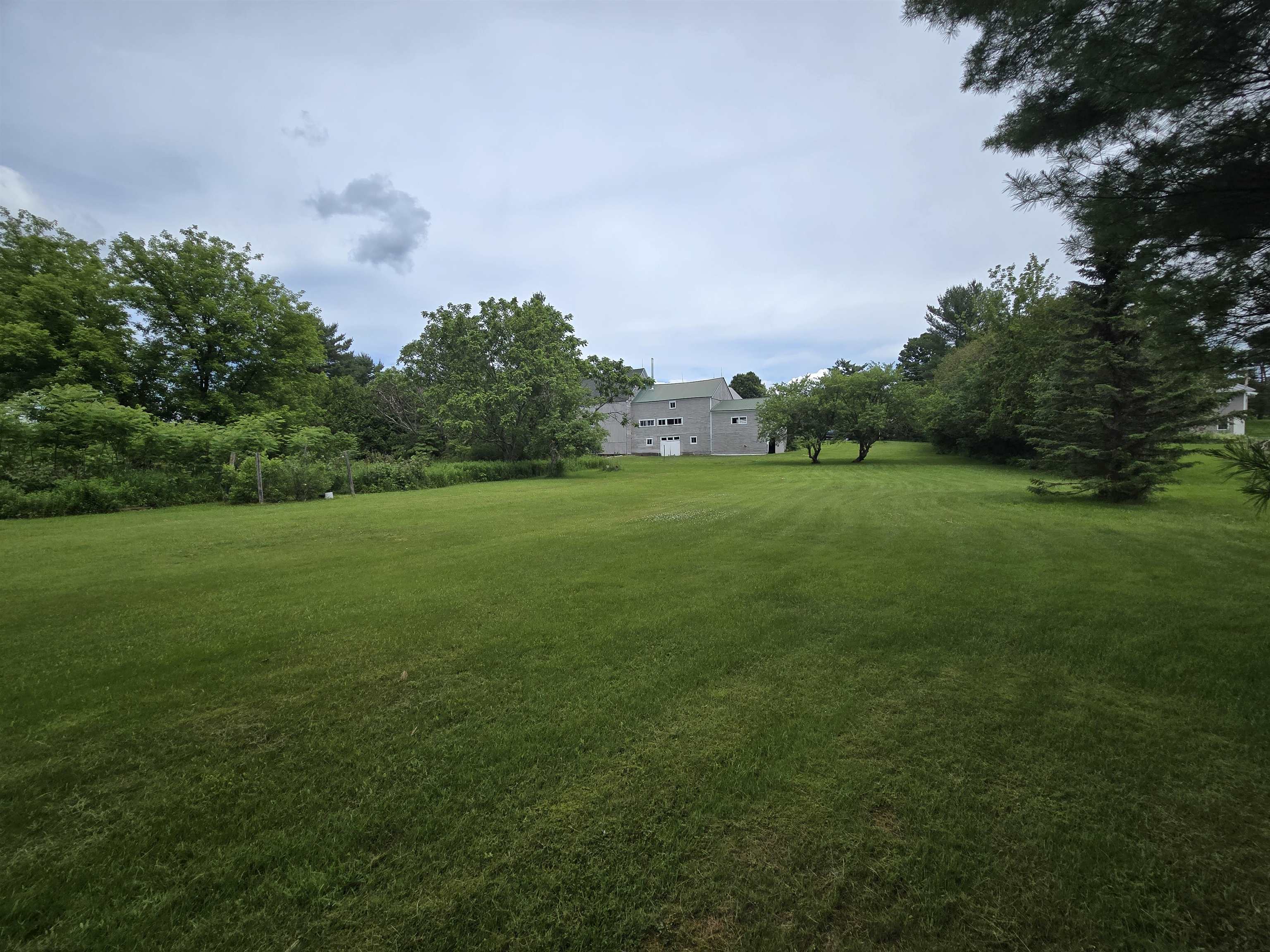 144 West Cobble Hill Road Barre Town, VT 05641 - Photo 5 of 60