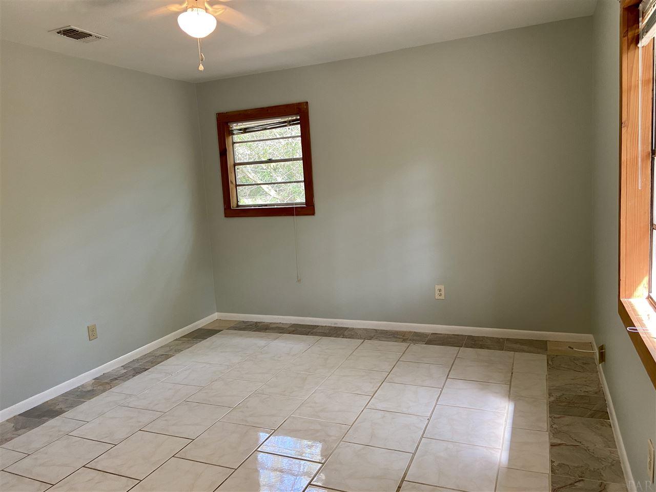 4861 Creighton Road Pensacola, FL 32504 - Photo 20 of 50