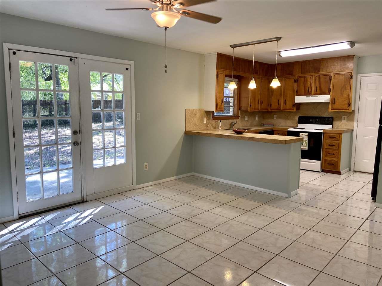 4861 Creighton Road Pensacola, FL 32504 - Photo 10 of 50