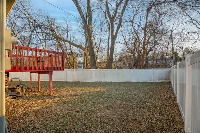 $295,000 | 7921 Yecker Avenue, Kansas City, KS 66109