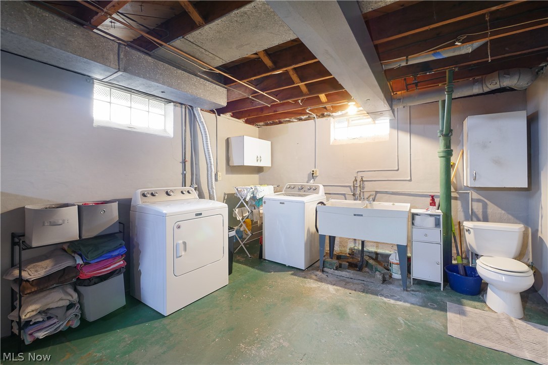 16546 Webster Road Cleveland, OH 44130 - Photo 25 of 30 Gallery Image 25