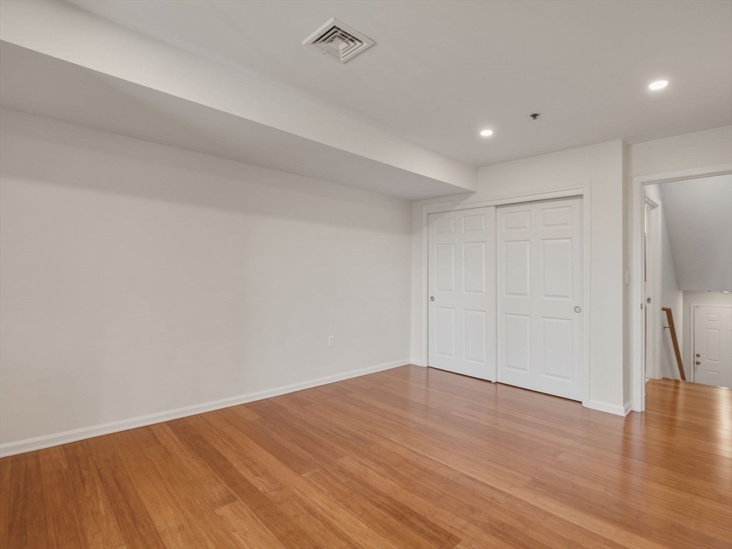 4 Duck Pond Road, Unit 225 Beverly, MA 01915 - Photo 19 of 42