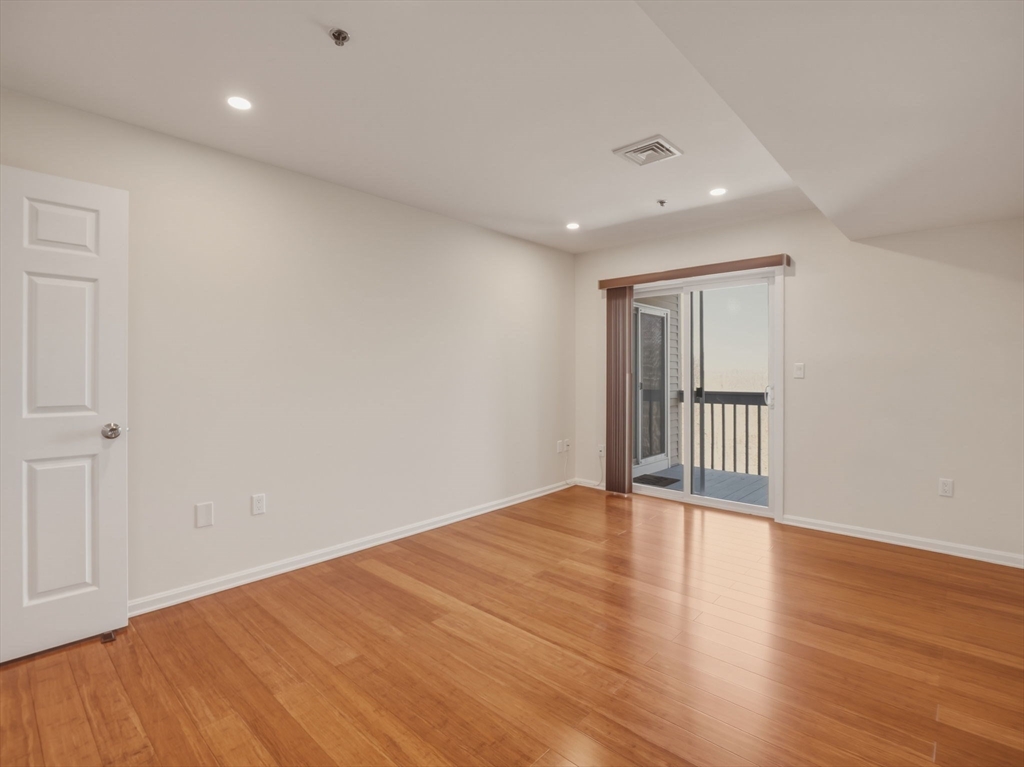 4 Duck Pond Road, Unit 225 Beverly, MA 01915 - Photo 25 of 42