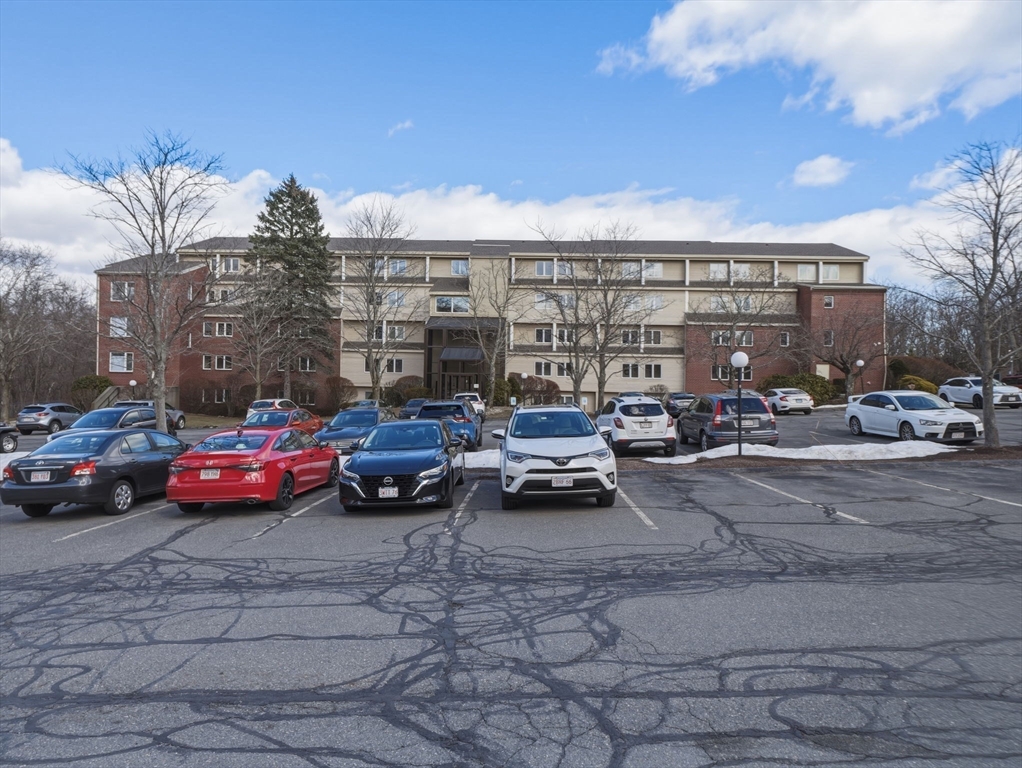 4 Duck Pond Road, Unit 225 Beverly, MA 01915 - Photo 38 of 42