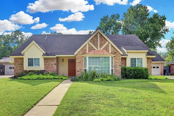 $2,500 | 2623 Hollow Hook Road, Houston, TX 77080