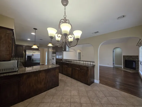 $2,500 | 2623 Hollow Hook Road, Houston, TX 77080
