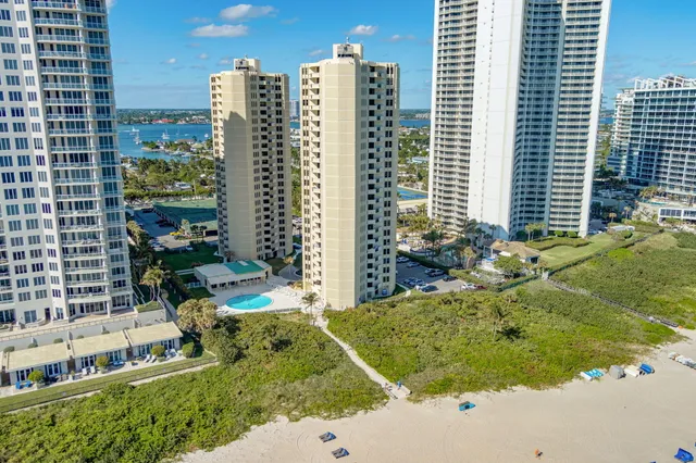 $2,800 | 2800 North Ocean Drive, Unit A24B, Singer Island, FL 33404