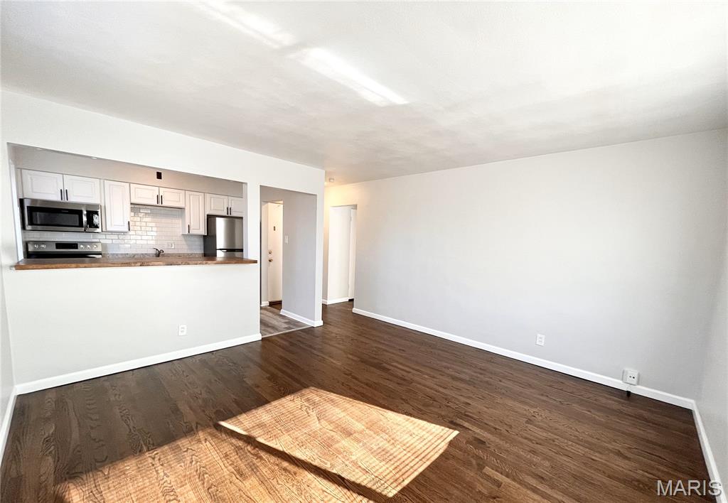 3546 Morgan Ford Road, Unit 8 St. Louis, MO 63116 - Photo 3 of 9