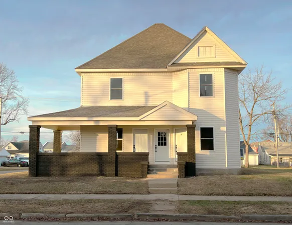 $432,700 | 1702 South E Street, Elwood, IN 46036