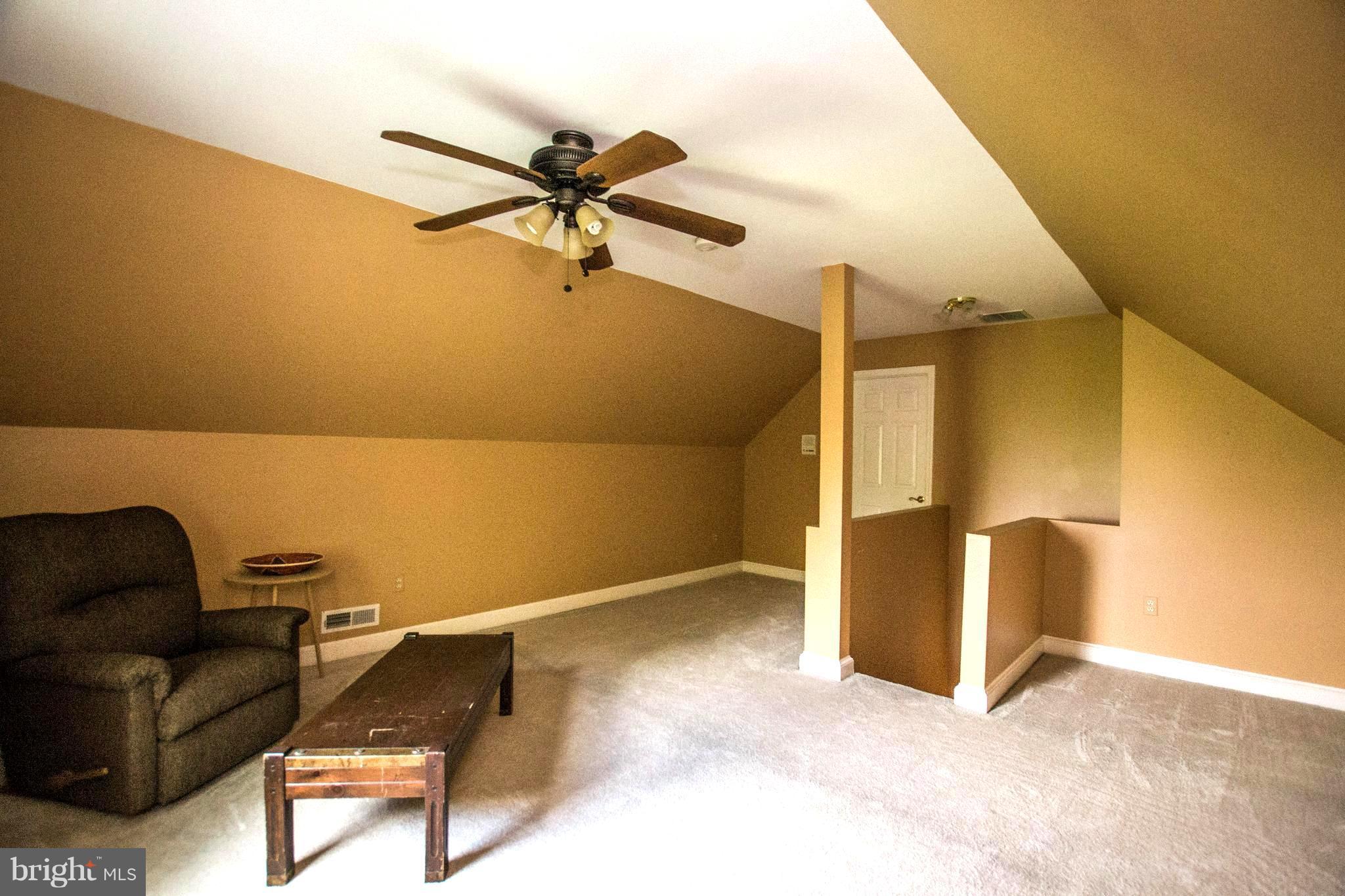 279 Bell Road Westminster, MD 21158 - Photo 17 of 30 Interior (General)
