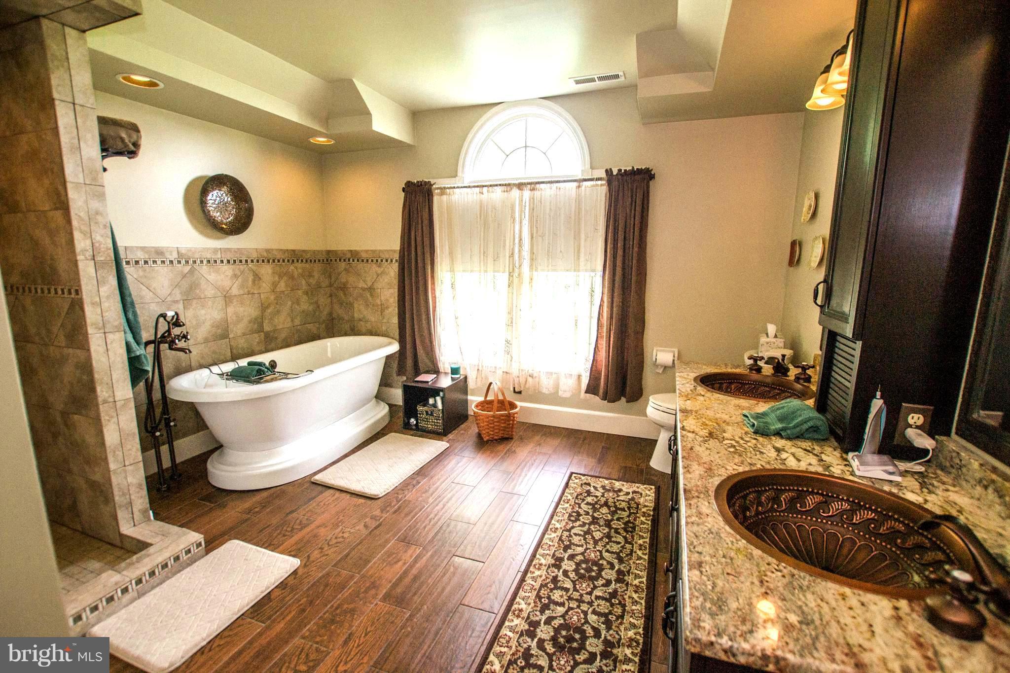 279 Bell Road Westminster, MD 21158 - Photo 25 of 30 Bath (Master)