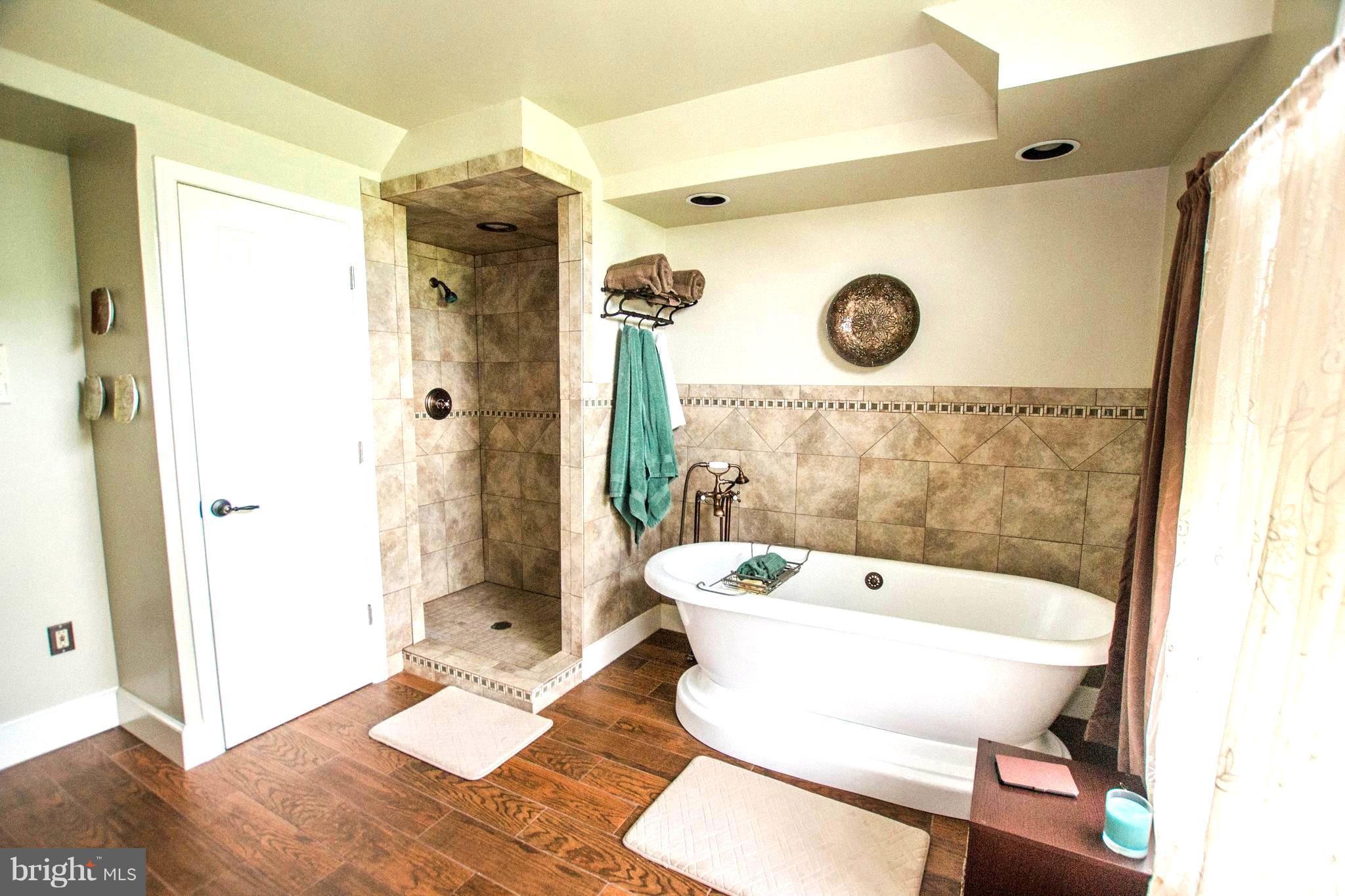 279 Bell Road Westminster, MD 21158 - Photo 26 of 30 Bath (Master)