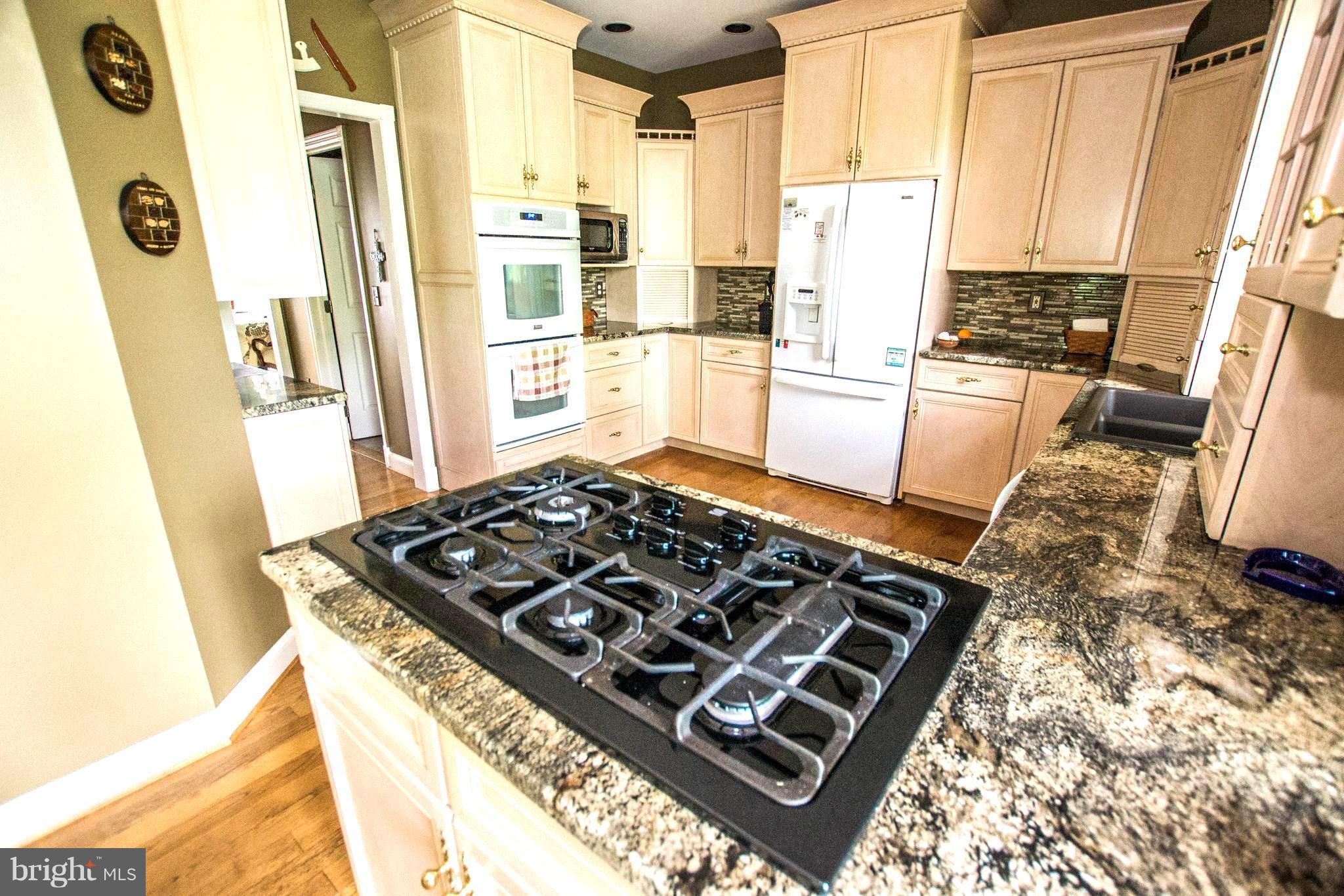 279 Bell Road Westminster, MD 21158 - Photo 7 of 30 Kitchen