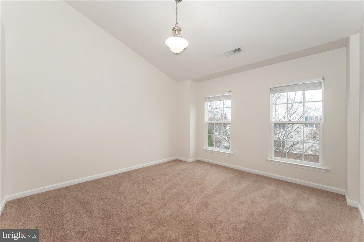 23029 Birch Mead Road Clarksburg, MD 20871 - Photo 19 of 30 an empty room with windows and closet