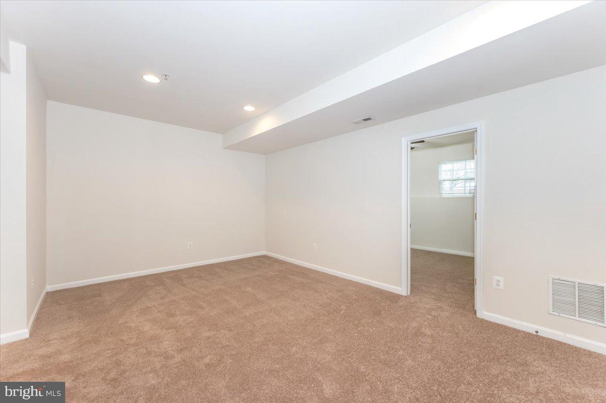 23029 Birch Mead Road Clarksburg, MD 20871 - Photo 24 of 30