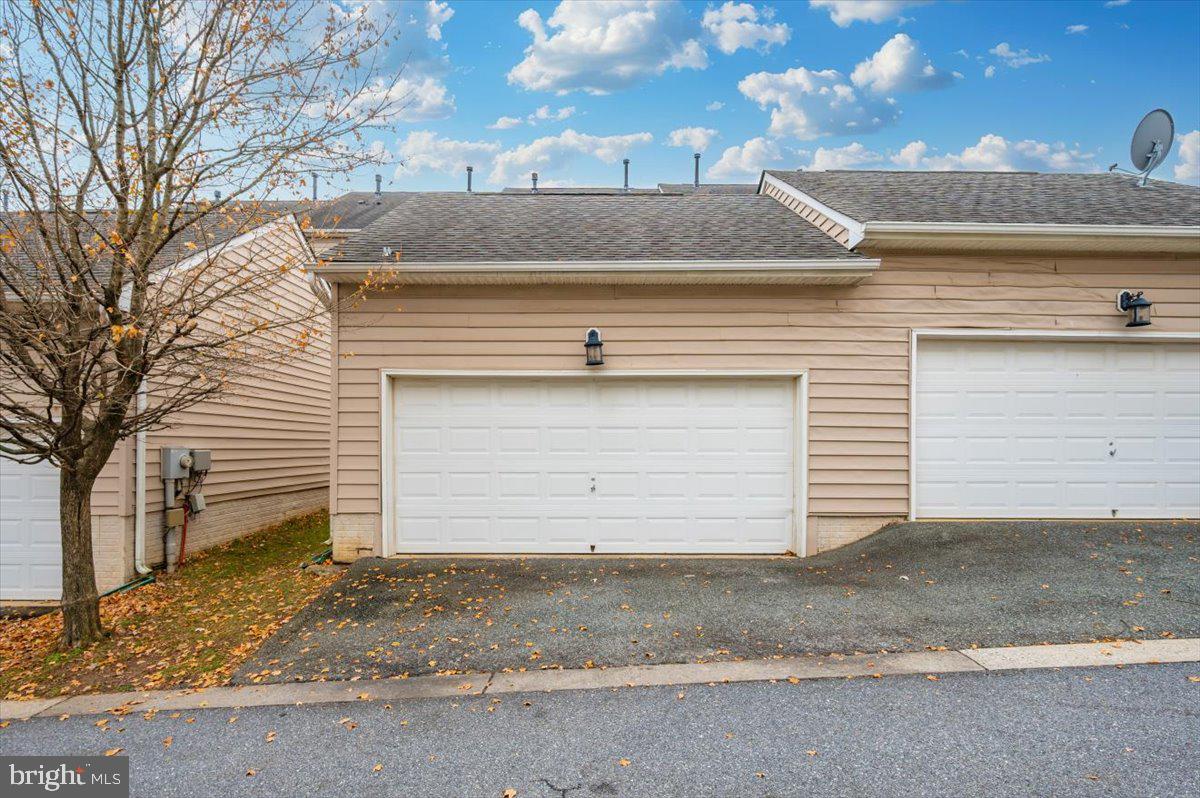 23029 Birch Mead Road Clarksburg, MD 20871 - Photo 30 of 30 a view of a house with a outdoor space
