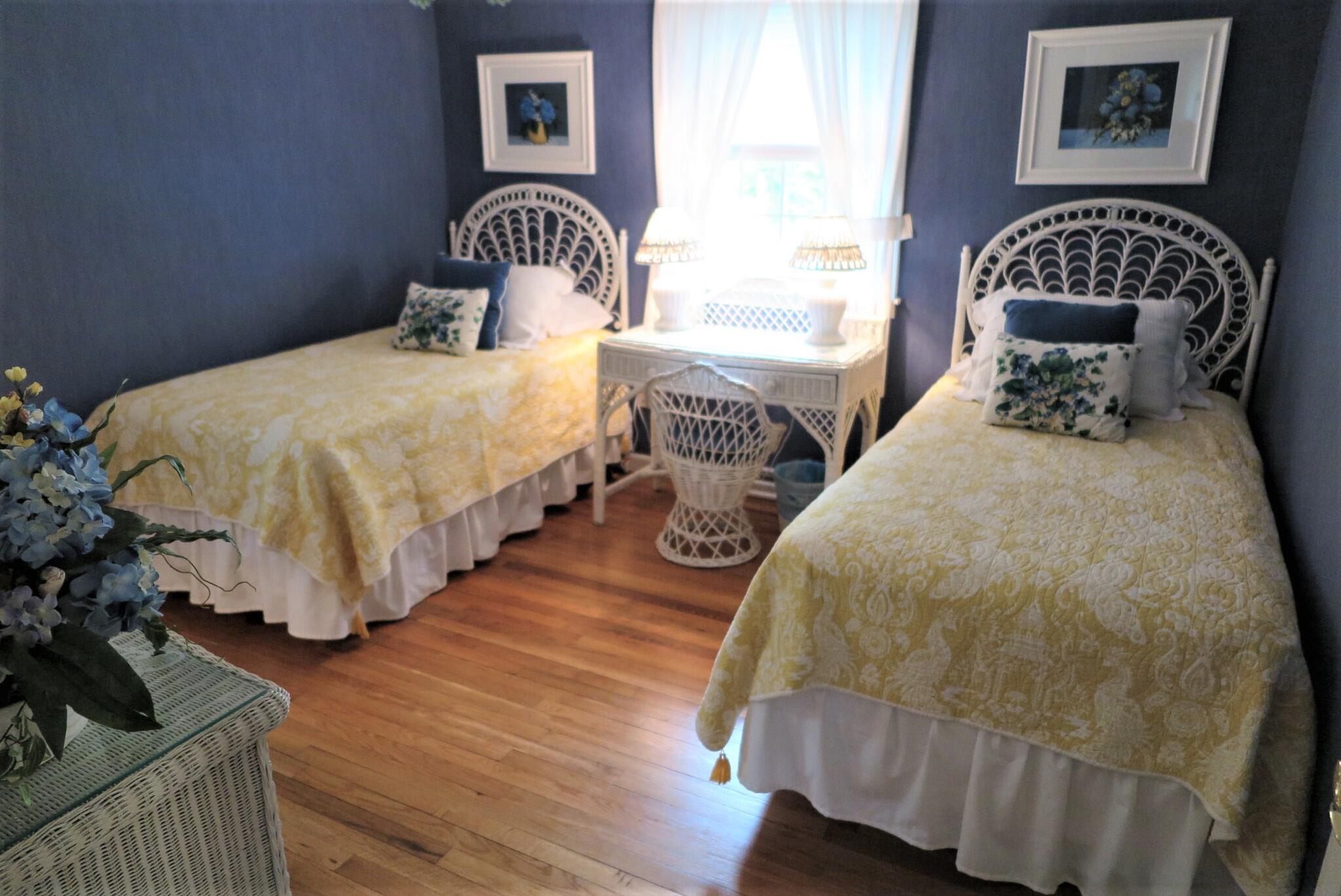 7 Benjamin Road South Dennis, MA 02660 - Photo 20 of 32 IMG_2305