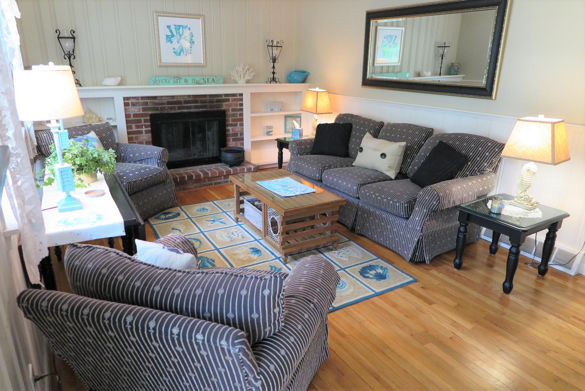 7 Benjamin Road South Dennis, MA 02660 - Photo 5 of 32 IMG_2287
