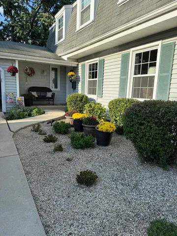 $679,000 | 1010 West Haven Drive, Arlington Heights, IL 60005