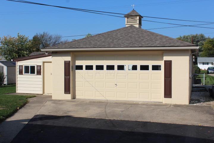 206 Cedar Heights Road Circleville, OH 43113 - Photo 3 of 19 Gallery Image 3