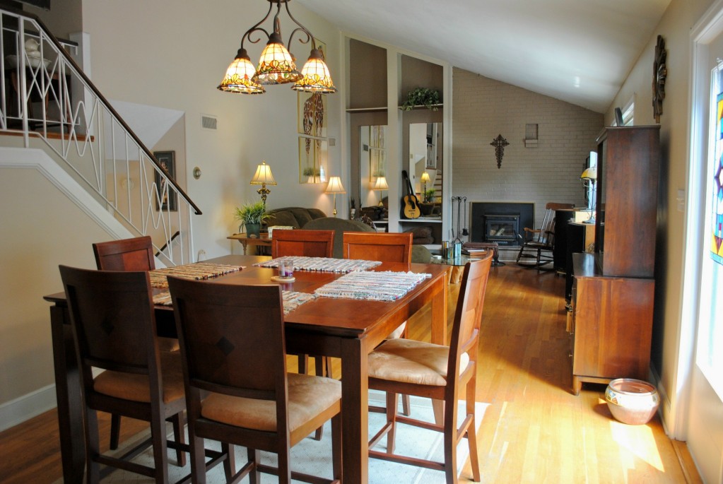 3867 Darlington Road Southwest Roanoke, VA 24018 - Photo 10 of 18 Dining Room