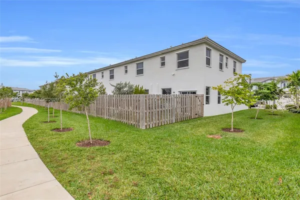 $2,500 | 16264 Southwest 292nd Street, Unit 16264, Homestead, FL 33033