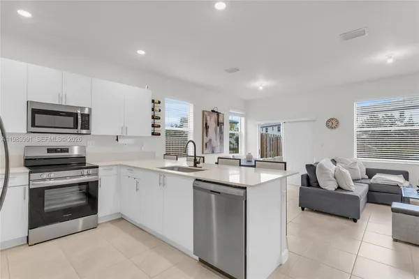 $2,500 | 16264 Southwest 292nd Street, Unit 16264, Homestead, FL 33033