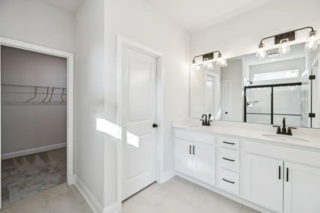 $585,815 | 1090 Large Poppy Drive, La Vergne, TN 37086