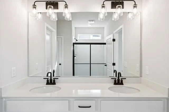 $585,815 | 1090 Large Poppy Drive, La Vergne, TN 37086