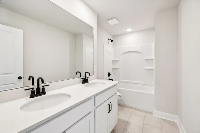 $585,815 | 1090 Large Poppy Drive, La Vergne, TN 37086