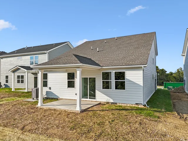 $585,815 | 1090 Large Poppy Drive, La Vergne, TN 37086