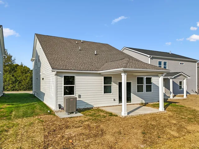 $585,815 | 1090 Large Poppy Drive, La Vergne, TN 37086