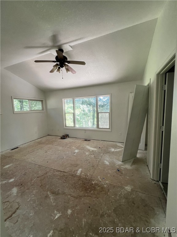 1509 Oak Bend Road Northeast Sunrise Beach, MO 65079 - Photo 11 of 32