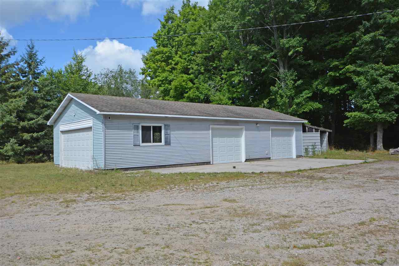 14770 Homestead Road Beulah, MI 49617 - Photo 37 of 39 1867166-36.JPG