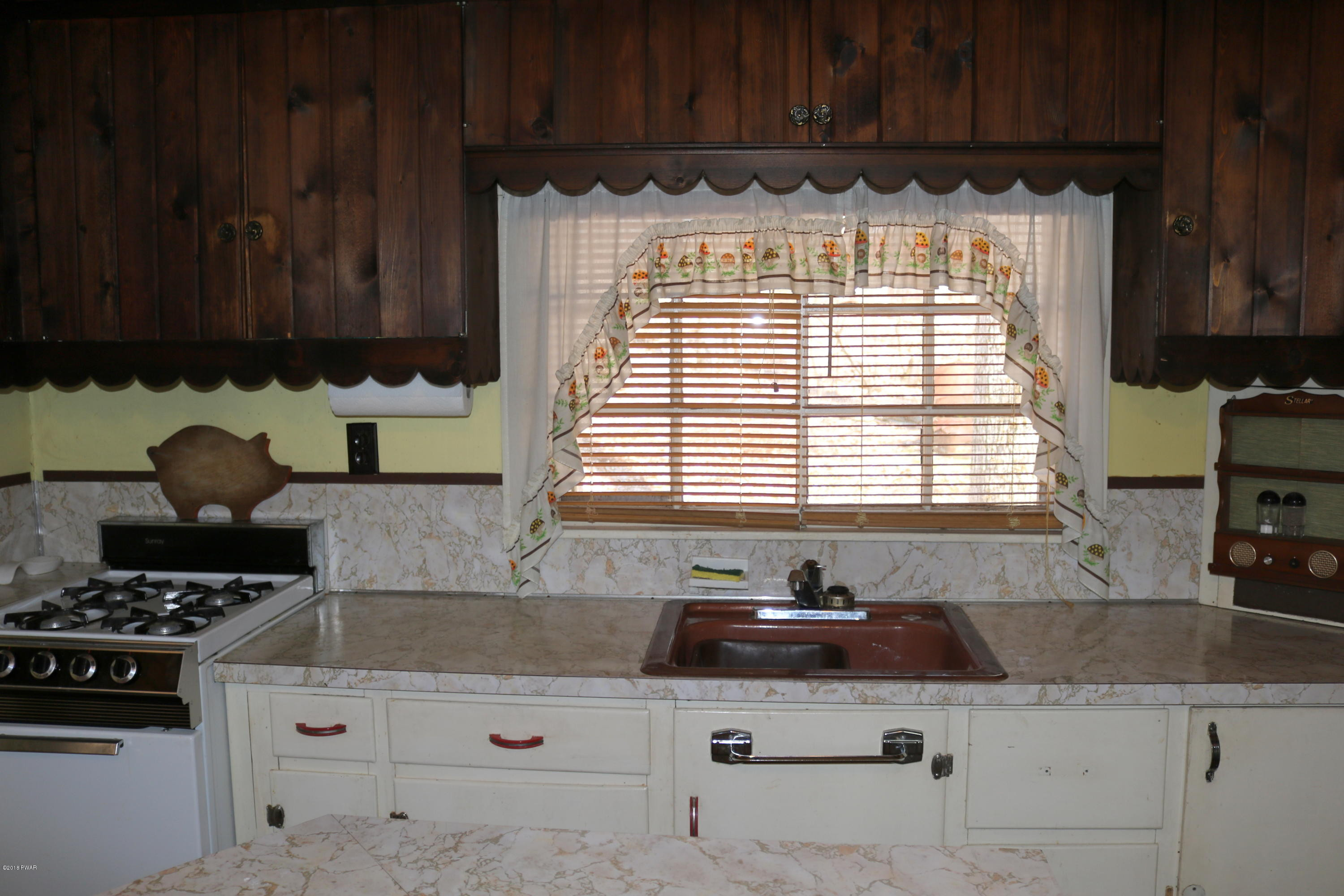 6 7th Street Hawley, PA 18428 - Photo 3 of 21