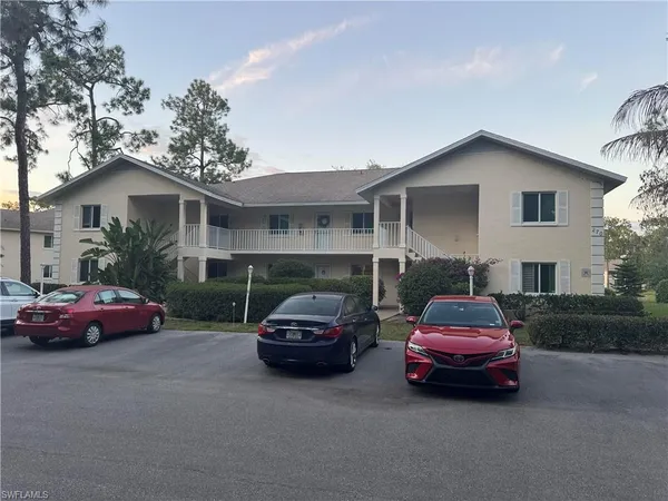 $224,900 | 270 Timber Lake Circle, Unit G203, Naples, FL 34104