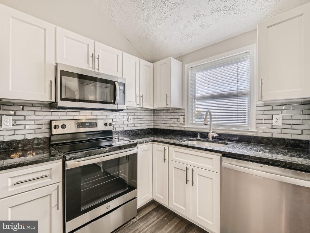 9318 Ramblebrook Road Nottingham, MD 21236 - Photo 11 of 43